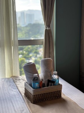 Free WiFi, bed sheets, wheelchair access