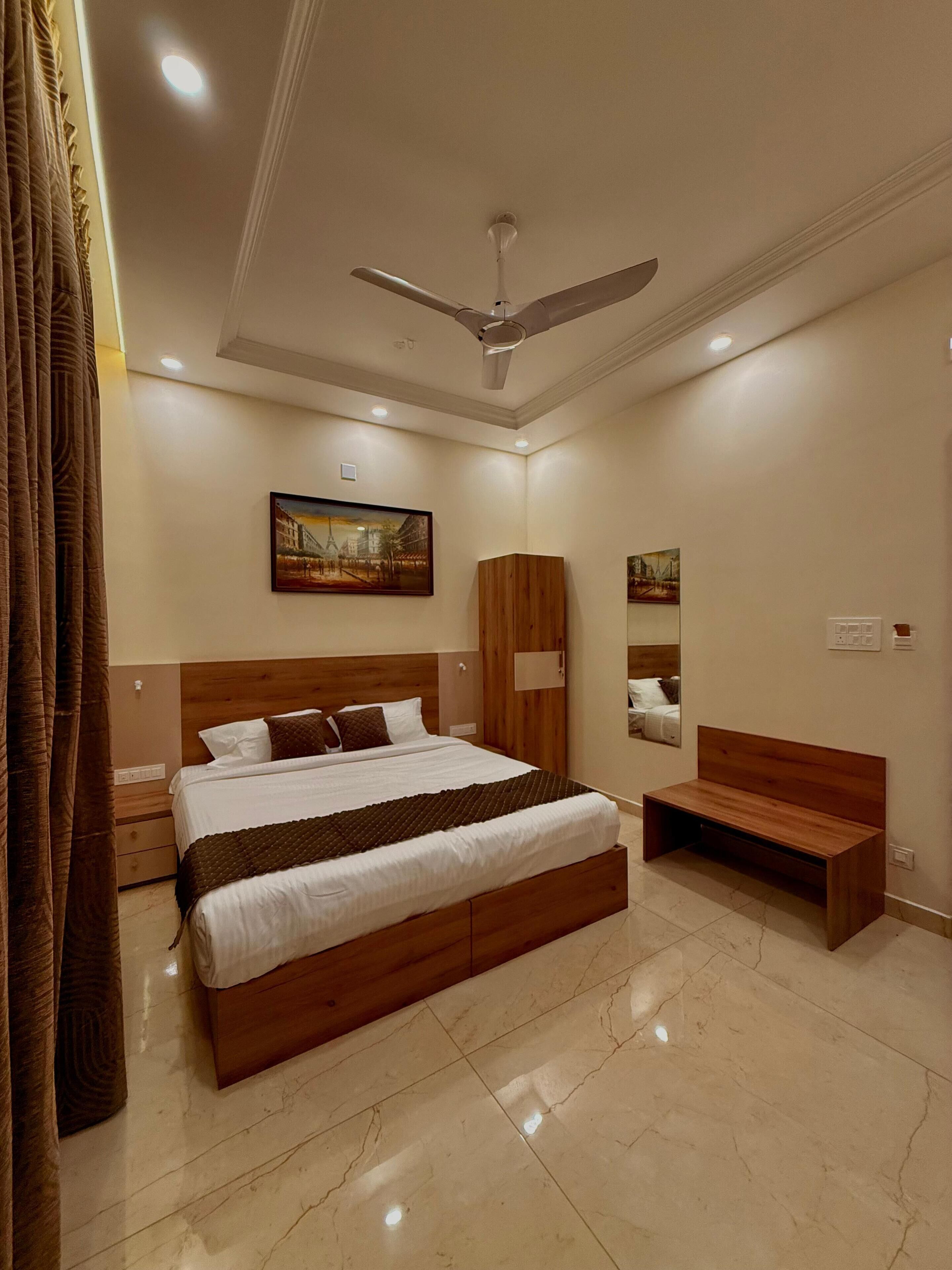 Habitació doble Deluxe, vistes a la ciutat | Wifi gratuïta 