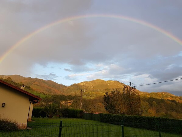 Miscellaneous - Holiday Home 'Casa Carmen' with Mountain Views (Parres)