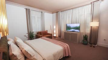 Habitación doble superior, vistas a la ciudad | Ropa de cama hipoalergénica, minibar, wifi gratis y ropa de cama