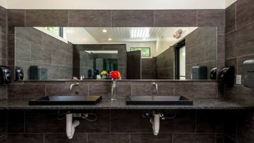 Kabin, pemandangan gunung | Kamar mandi