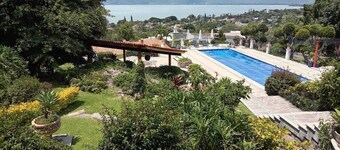 Luxurious property, spectacular view of Lake Chapala and the mountains, Privacy
