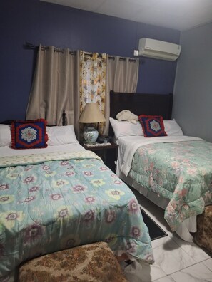 2 Schlafzimmer, Bügeleisen/Bügelbrett, Internetzugang, Bettwäsche