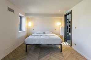 4 habitaciones, internet y ropa de cama 