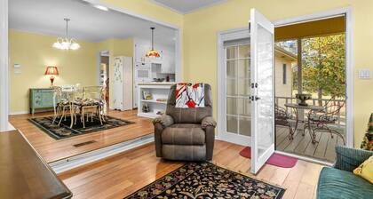 Tranquil 3-bedroom farmhouse in Dalton with all you need