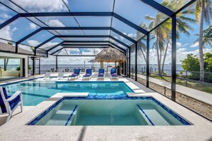 Piscine extérieure, piscine chauffée