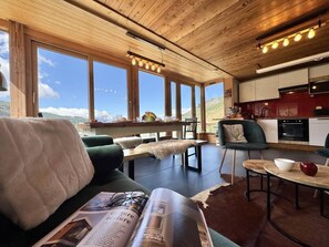 Living area - View mountain, terrace, parking, ski locker, 80m², Vars (Vars)