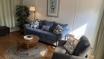 Televisión y chimenea