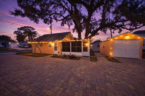 Downtown Bungalow#2