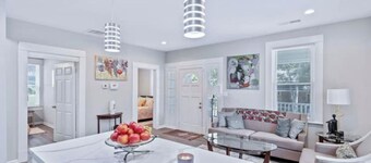 Cozy 3BR/2BA house , 15 Mins to Downtown & Airport