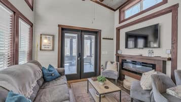 Télévision, cheminée