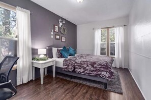 3 bedrooms, bed sheets