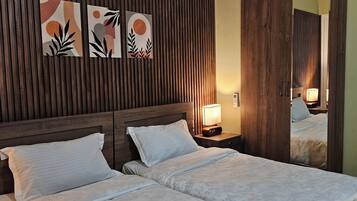 1 bedroom, WiFi, bed sheets