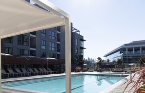 Pool - Stylish Avelle 1BR Condo – Outdoor Pool and Hot Tub (Mountain View)