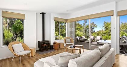 Birdsong House, a contemporary family home close to the beach.