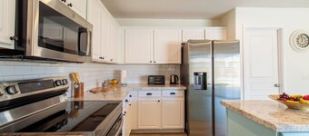 Casa Alessia 4BR Home & Heated Pool