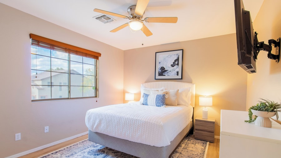Casa Alessia 4BR Home & Heated Pool
