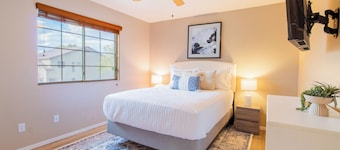 Casa Alessia 4BR Home & Heated Pool