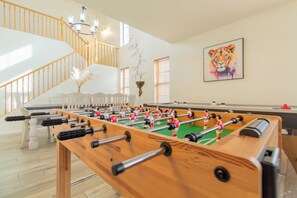 Game room - Casa Alessia 4BR Home & Heated Pool (Casa Grande)