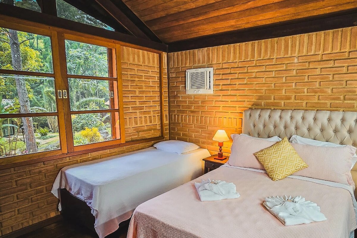 Comfort Chalet | In-room safe, free WiFi