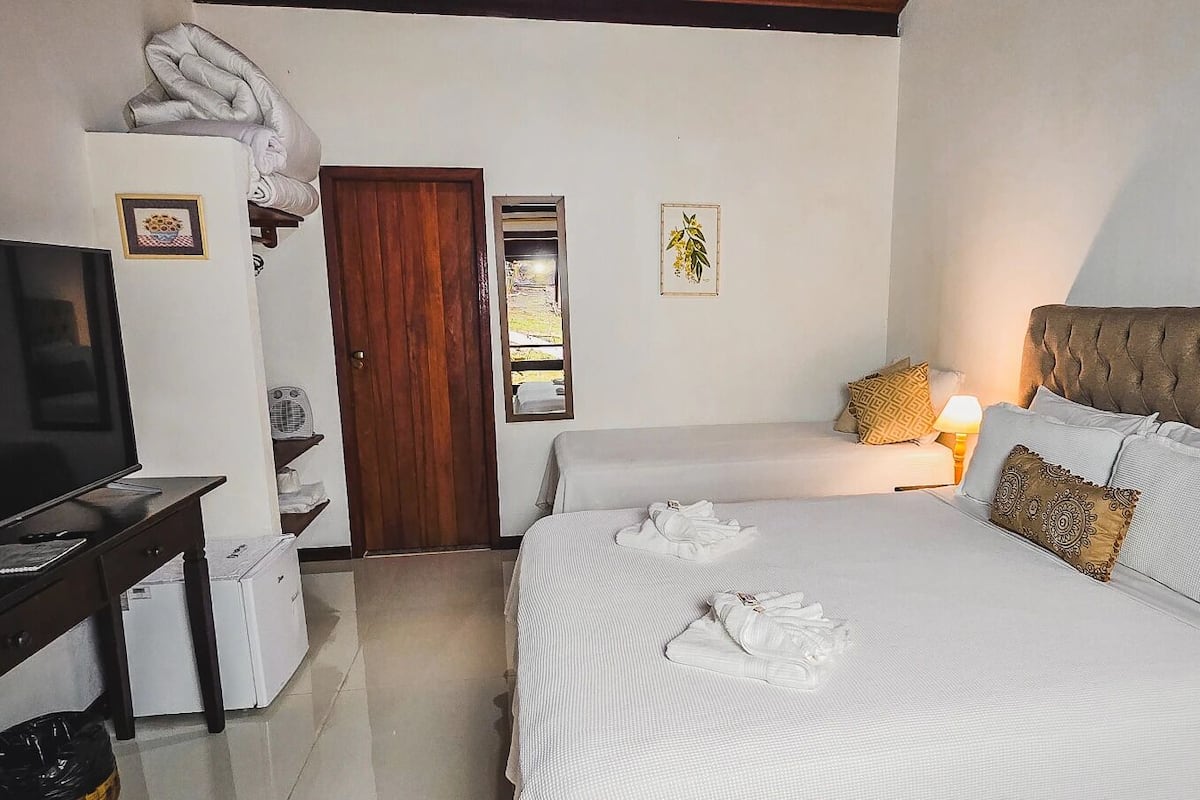 Premium Suite | In-room safe, free WiFi