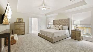 5 bedrooms, iron/ironing board, travel crib, WiFi