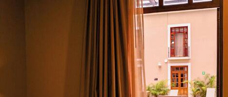 1 habitación, tabla de planchar con plancha y acceso a internet