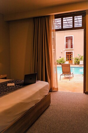 1 bedroom, iron/ironing board, internet, bed sheets