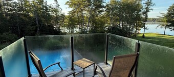 Charming 4-bedroom lake house in Upper Tantallon