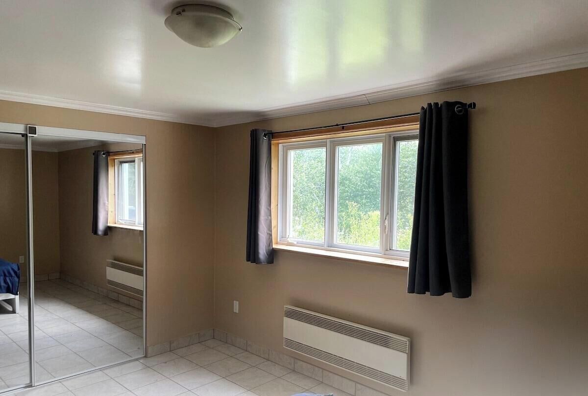 3 bedrooms, WiFi, bed sheets, wheelchair access