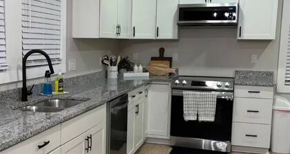 The Southern Bungalow in Dunn