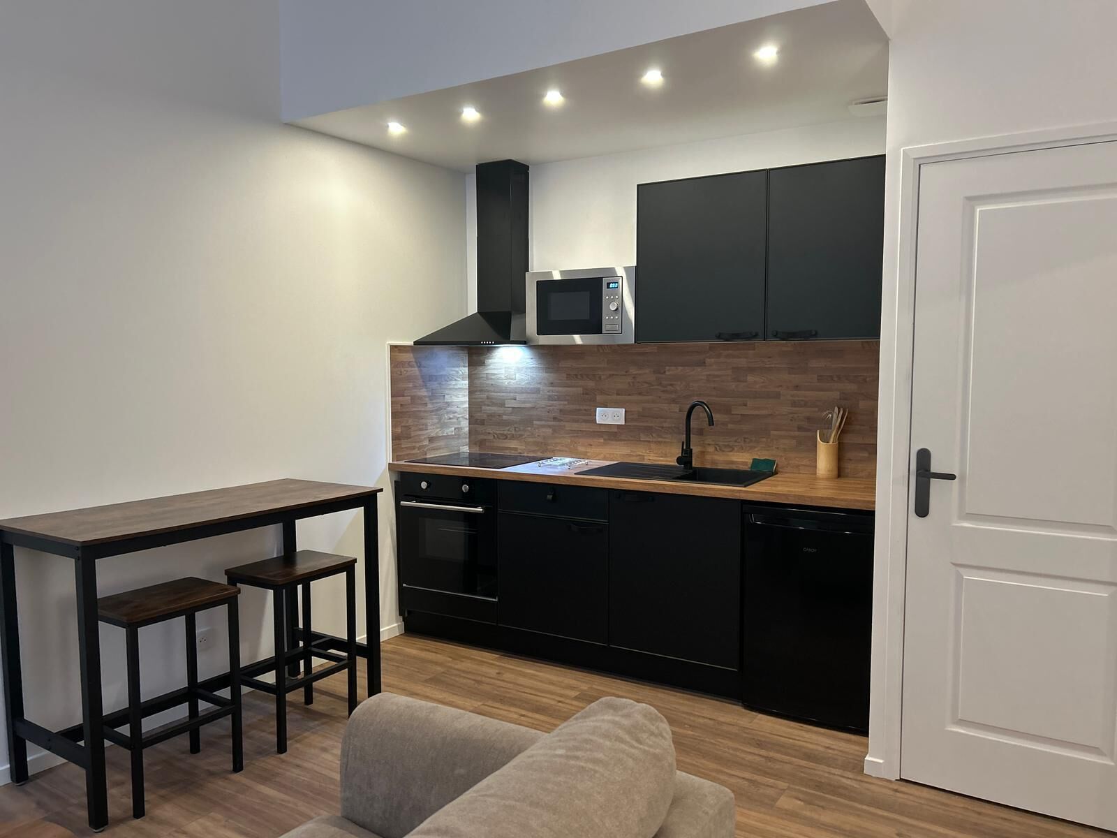 Microwave, oven, stovetop