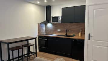 Microwave, oven, stovetop