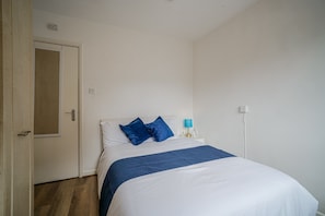 2 bedrooms, free WiFi, bed sheets - Salford City Escape - Modern 2 Bedroom Apartment (Salford)