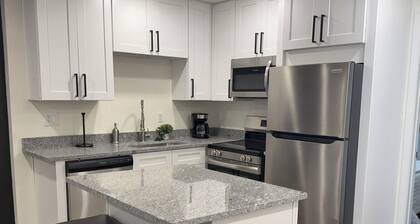 Superb 2-bedroom house in Gulfport less than 1 mile from the Beach