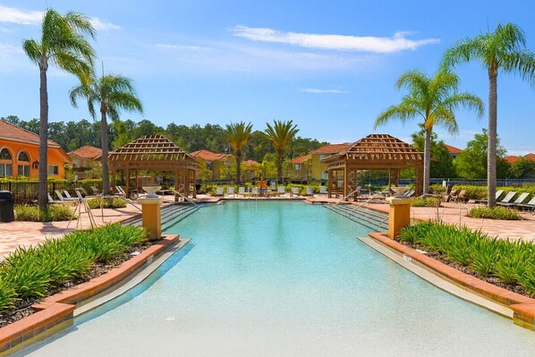 Pool - Plunge Pool Oasis~Bella Vida Resort~Close to Parks (Kissimmee)
