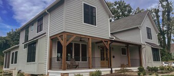 Maple King - Allora Bed-and-Breakfast Downtown Hendersonville