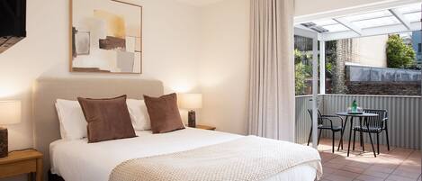 1 chambre, bureau, fer et planche à repasser, Wi-Fi gratuit