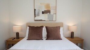 1 Schlafzimmer, Schreibtisch, Bügeleisen/Bügelbrett, kostenloses WLAN