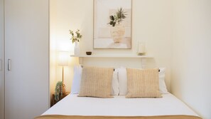 1 chambre, bureau, fer et planche à repasser, Wi-Fi gratuit