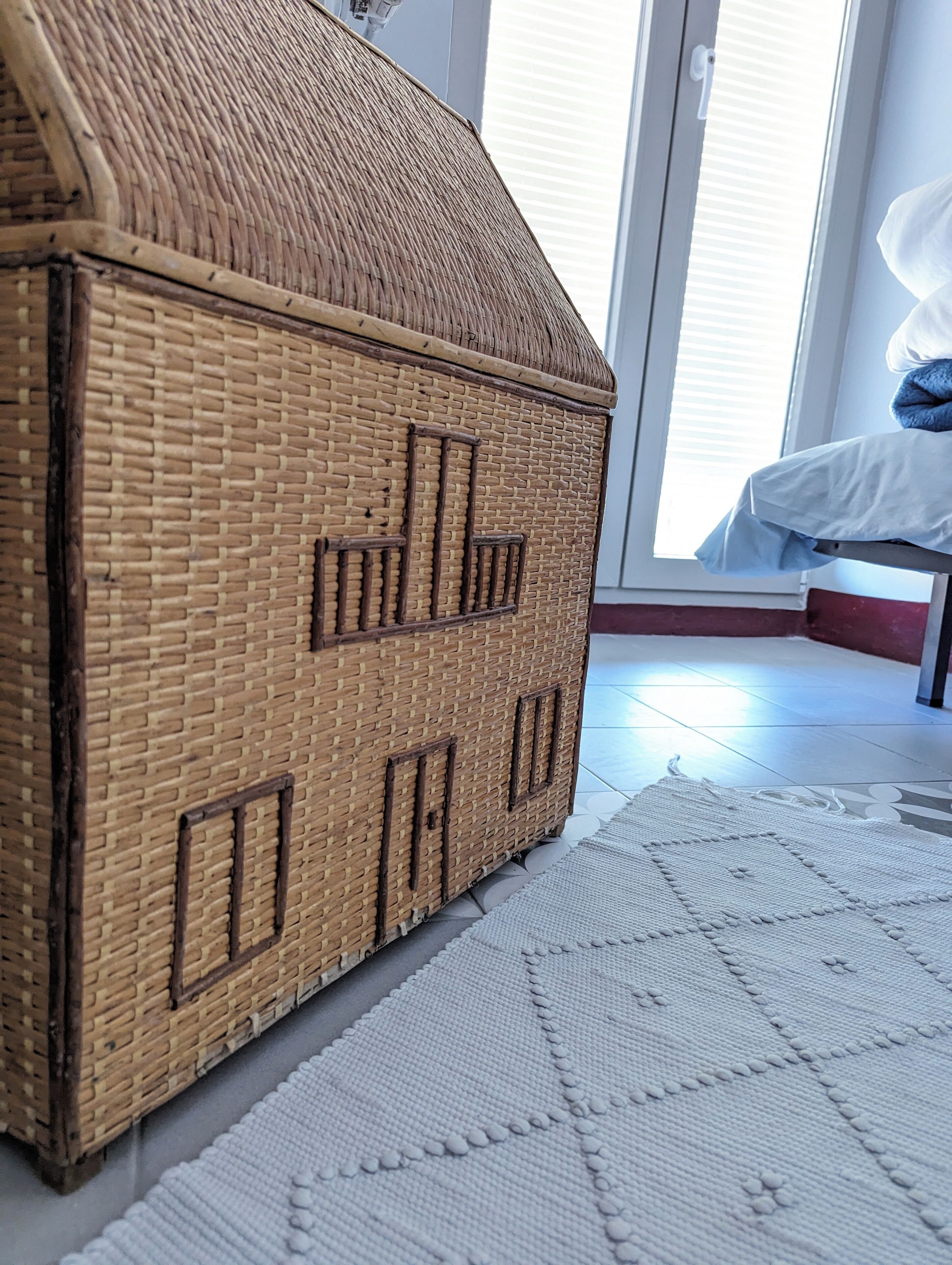 6 dormitoris, planxa i posts de planxar, wifi i roba de llit 