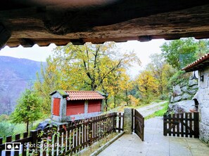 Property grounds - Casa das Cerejeiras near Gerês (Terras de Bouro)