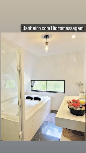 Double or Twin Room, Garden View | Bathroom