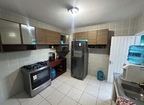 Microwave, stovetop - House in Cumbuco  (Caucaia)