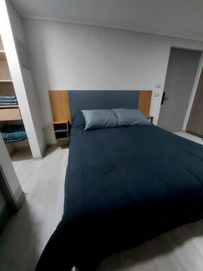 1 bedroom, WiFi, bed sheets, wheelchair access