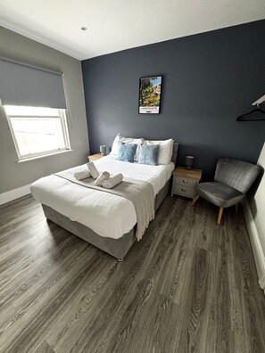 2 bedrooms, iron/ironing board, free WiFi, bed sheets - Central Spacious Penthouse Apartment (North Yorkshire)