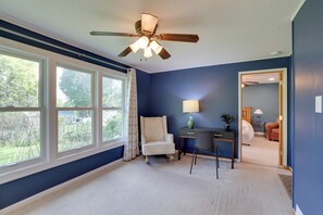 3 camere, una scrivania, ferro/asse da stiro, accesso a Internet