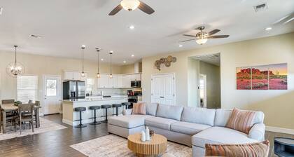 Golf, Shop & Explore: Home 5 Mi to Dtwn Midland!