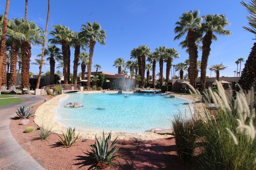 Palm Springs Villa | Pool, Patio & Tennis
