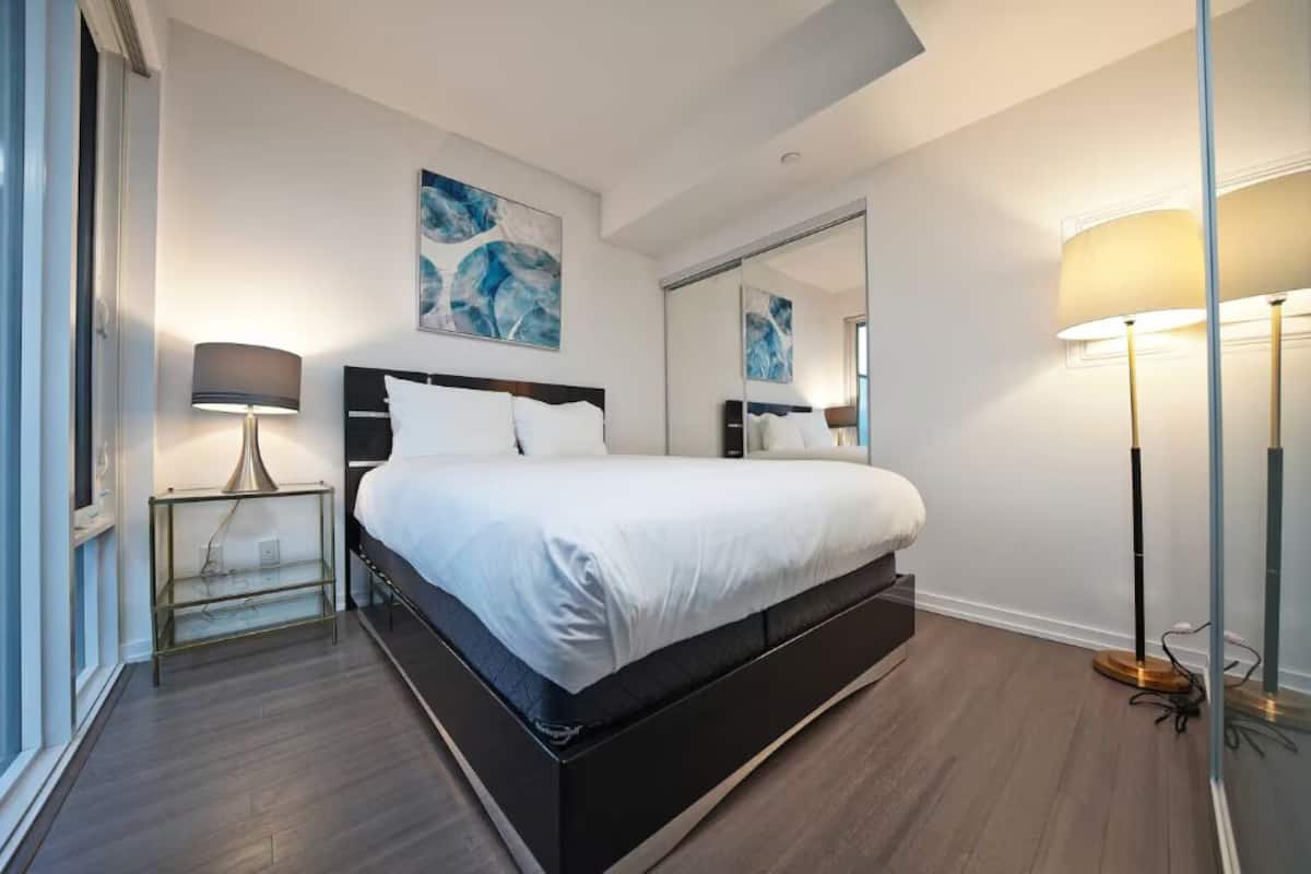 Blackout curtains, iron/ironing board, free WiFi